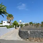 Casa Maresia, Playa Bastian Sea Views - Communal Swimming Pool Ferienhaus Costa Teguise