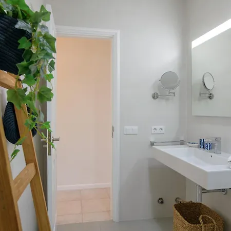 Casa Maresia, Playa Bastian Sea Views - Communal Swimming Pool بيت للعطل