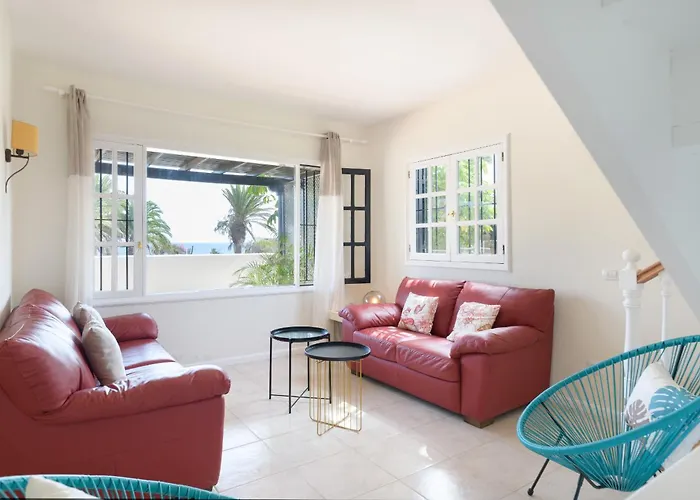 Casa Maresia, Playa Bastian Sea Views - Communal Swimming Pool Costa Teguise