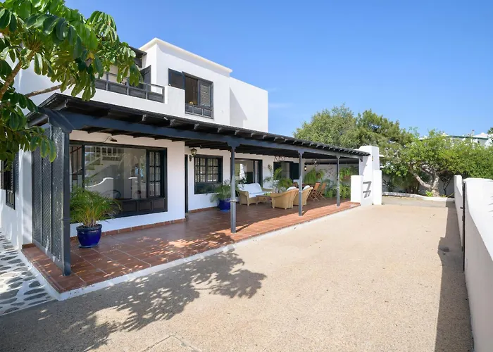 Casa Maresia, Playa Bastian Sea Views - Communal Swimming Pool Nyaraló Costa Teguise