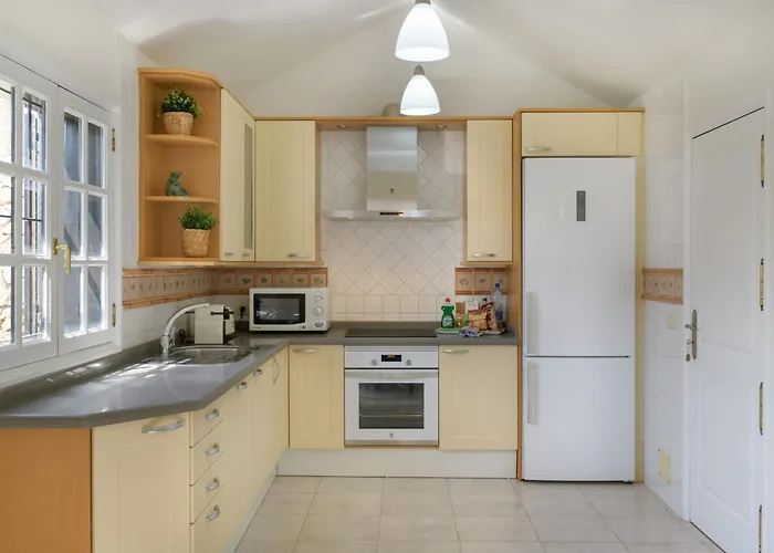 Casa Maresia, Playa Bastian Sea Views - Communal Swimming Pool * Costa Teguise